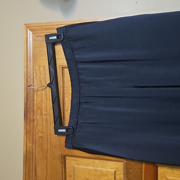 NWT Vince Sidestripe Satin Low-Rise Wide-Leg Black Pants - Picture 4 of 11